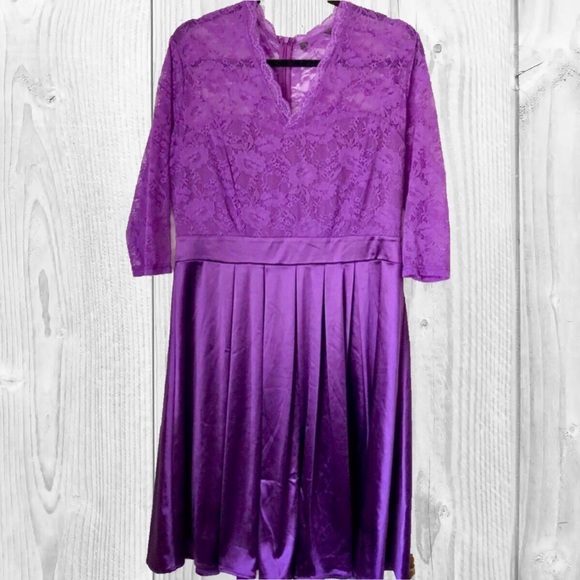 Dresses & Skirts - Retro 💜 Party Dress